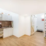 V12 * Budapeszt